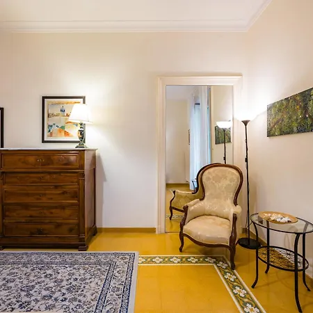 別荘 Residenza Santa Lucia ナポリ