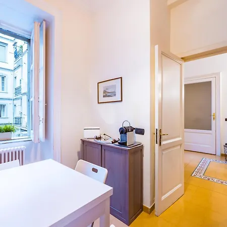 Residenza Santa Lucia * ナポリ